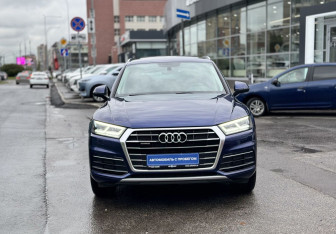 Подержанный автомобиль Audi Q5 2019 года (2 фото)