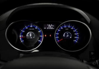 Подержанный автомобиль Hyundai ix35 2015 года (19 фото)