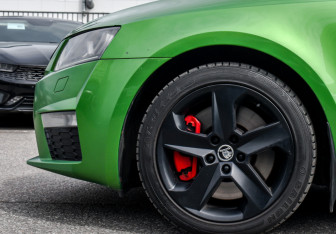 Подержанный автомобиль Skoda Octavia RS Liftback 2014 года (11 фото)