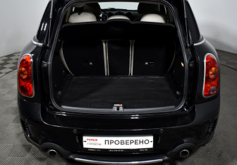 Подержанный автомобиль MINI Countryman 2013 года (20 фото)