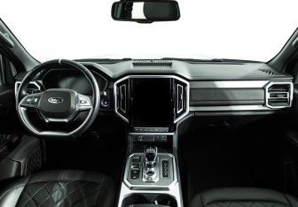 Подержанный автомобиль JAC T9 2024 года (13 фото)