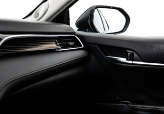 Подержанный автомобиль Toyota Camry Sedan 2020 года (19 фото)