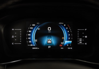 Подержанный автомобиль Geely Atlas Pro 2022 года (14 фото)