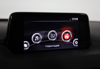 Подержанный автомобиль Mazda CX-5 2018 года (13 фото)