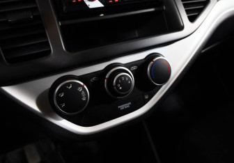 Подержанный автомобиль Kia Picanto 2013 года (13 фото)