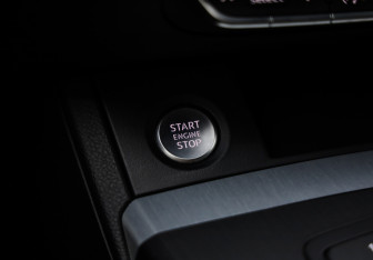 Подержанный автомобиль Audi Q5 2019 года (18 фото)