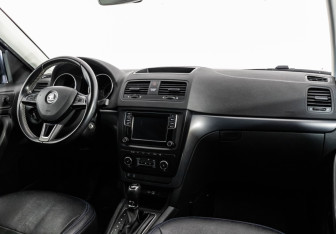Подержанный автомобиль Skoda Yeti 2017 года (9 фото)
