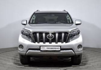 Подержанный автомобиль Toyota Land Cruiser Prado 2014 года (2 фото)