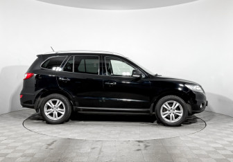Подержанный автомобиль Hyundai Santa Fe 2011 года (4 фото)