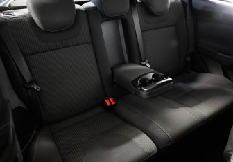 Подержанный автомобиль Ford Focus Hatchback 2011 года (27 фото)