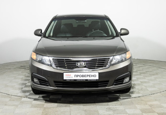 Подержанный автомобиль Kia Magentis 2010 года (2 фото)