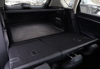 Подержанный автомобиль Voyah Free 2022 года (33 фото)