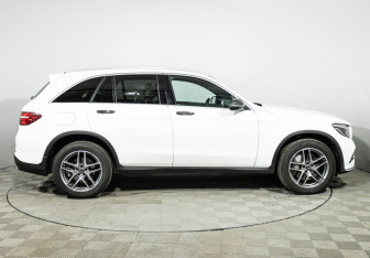 Подержанный автомобиль Mercedes-Benz GLC Coupe 2018 года (4 фото)