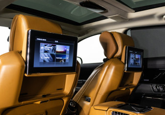 Подержанный автомобиль Jaguar XJ 2016 года (79 фото)