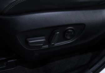 Подержанный автомобиль Toyota RAV4 2022 года (26 фото)
