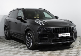 Подержанный автомобиль Lynk&Co 09 2023 года (3 фото)