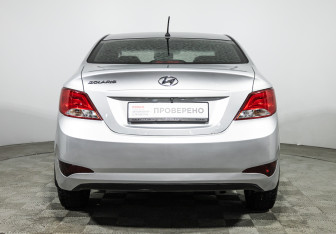 Подержанный автомобиль Hyundai Solaris Sedan 2016 года (6 фото)