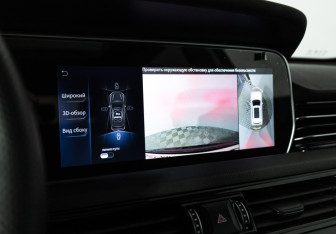 Подержанный автомобиль Hongqi HS5 2024 года (17 фото)