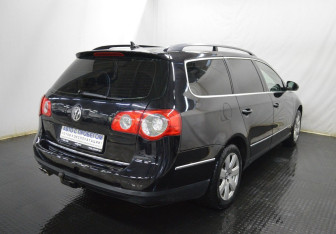 Подержанный автомобиль Volkswagen Passat Wagon 2008 года (5 фото)