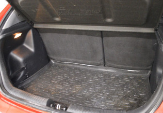 Подержанный автомобиль Kia Rio Hatchback 2013 года (15 фото)