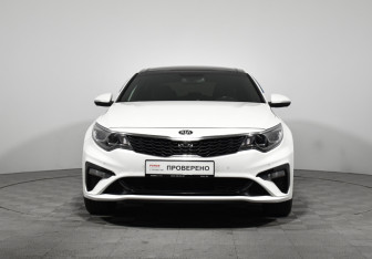 Подержанный автомобиль Kia Optima Sedan 2019 года (2 фото)