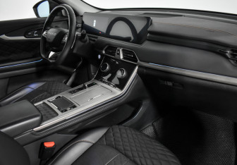 Подержанный автомобиль Exeed TXL 2022 года (13 фото)