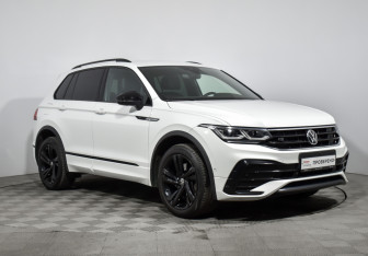 Подержанный автомобиль Volkswagen Tiguan 2021 года (3 фото)