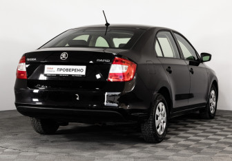 Подержанный автомобиль Skoda Rapid Liftback 2016 года (5 фото)