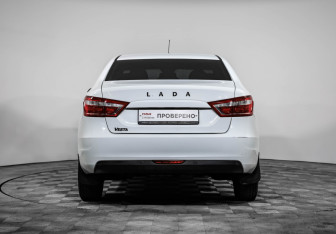 Подержанный автомобиль LADA (ВАЗ) Vesta Sedan 2021 года (6 фото)
