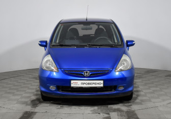 Подержанный автомобиль Honda Jazz 2008 года (2 фото)