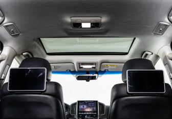 Подержанный автомобиль Toyota Land Cruiser Suv 2018 года (28 фото)