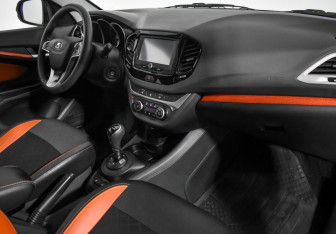 Подержанный автомобиль LADA (ВАЗ) Vesta Wagon 2018 года (14 фото)