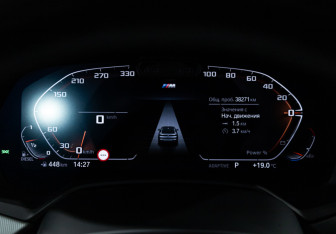 Подержанный автомобиль BMW X6 2022 года (30 фото)
