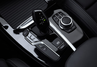 Подержанный автомобиль BMW X3 2020 года (21 фото)