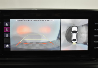 Подержанный автомобиль Kia K5 2020 года (15 фото)