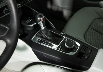 Подержанный автомобиль Audi A3 Sedan 2014 года (18 фото)