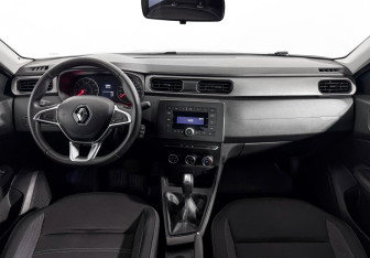 Подержанный автомобиль Renault Arkana 2019 года (15 фото)