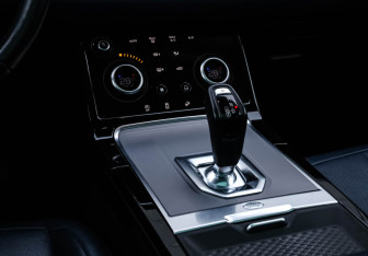 Подержанный автомобиль Land Rover Range Rover Evoque 2020 года (16 фото)