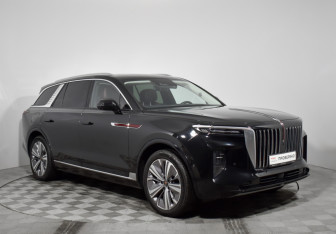 Подержанный автомобиль Hongqi E-HS9 2021 года (3 фото)