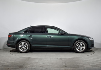 Подержанный автомобиль Audi A4 Sedan 2018 года (4 фото)