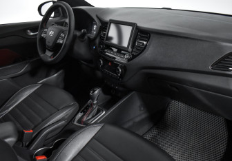 Подержанный автомобиль Hyundai Solaris Sedan 2020 года (13 фото)