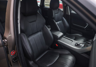 Подержанный автомобиль Land Rover Range Rover Evoque 2017 года (28 фото)