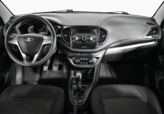 Подержанный автомобиль LADA (ВАЗ) Vesta Sedan 2016 года (13 фото)