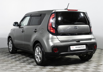 Подержанный автомобиль Kia Soul 2019 года (7 фото)