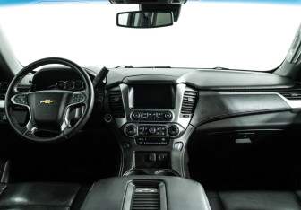 Подержанный автомобиль Chevrolet Tahoe 2016 года (13 фото)