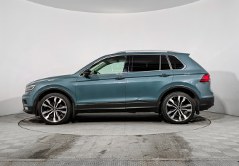 Подержанный автомобиль Volkswagen Tiguan 2020 года (8 фото)