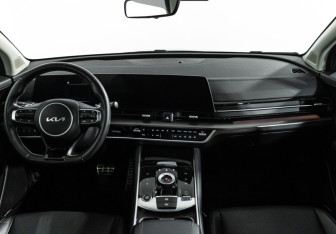 Подержанный автомобиль Kia Sportage 2023 года (7 фото)