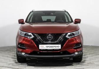 Подержанный автомобиль Nissan Qashqai 2021 года (2 фото)