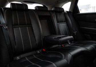 Подержанный автомобиль Land Rover Range Rover Velar 2018 года (26 фото)