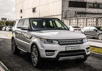 Подержанный автомобиль Land Rover Range Rover Sport 2017 года (5 фото)